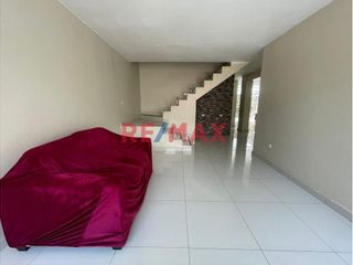 Foto 14 de Hermosa Casa 160M2 De 3 Pisos En Bellavista