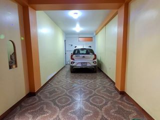 Foto 3 de OCASION !! VENTA CASA DE 3 PISOS EN SMP A CUADRAS DE AV. TANTAMAYO