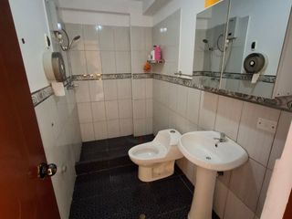 Foto 19 de OCASION !! VENTA CASA DE 3 PISOS EN SMP A CUADRAS DE AV. TANTAMAYO