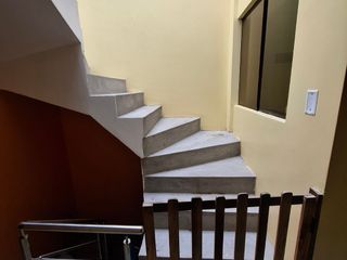 Foto 23 de OCASION !! VENTA CASA DE 3 PISOS EN SMP A CUADRAS DE AV. TANTAMAYO