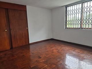 Foto 9 de ¡OPORTUNIDAD ÚNICA EN MIRAFLORES! CASA EN VENTA