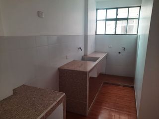 Foto 11 de ALQUILO CASA PARA OFICINA O VIVIENDA