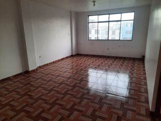 Foto 17 de ALQUILO CASA PARA OFICINA O VIVIENDA