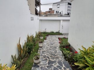 Foto 15 de ALQUILO AMPLIA CASA COMO OFICINA, SAN BORJA $3700