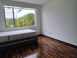Foto 10 de ALQUILO AMPLIA CASA COMO OFICINA, SAN BORJA $3700
