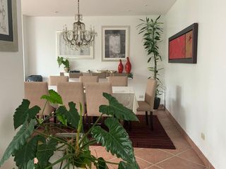 Foto 3 de Venta de linda casa en condominio en La Encantada de Villa