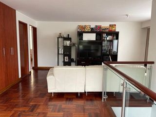 Foto 9 de CASA REMODELADA EN LA AURORA
