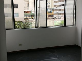 Foto 14 de OFICINA AMPLIA EN VENTA - EXCELENTE UBICACION!!!