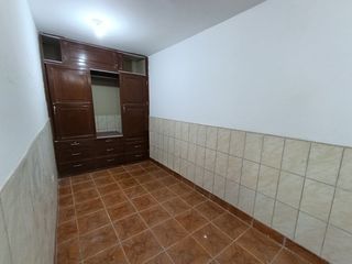 Foto 12 de Se Vende Casa De 3 Pisos En San Juan De Lurigancho