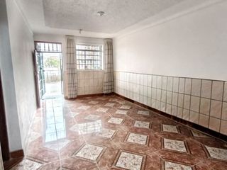 Foto 4 de Se Vende Casa De 3 Pisos En San Juan De Lurigancho