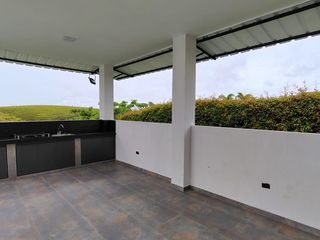 Foto 10 de Renta Casa Campestre dos niveles en Exclusivo Condominio Cerritos