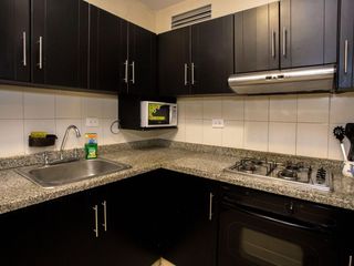 Foto 12 de Apartamento turístico amoblado en venta, barrio Laguito