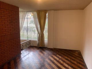 Foto 2 de Casa de arriendo sector la jipijapa para empresa u oficina