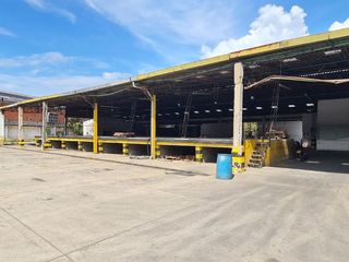 Foto 2 de ALQUILO LOTE DE 9000 M2 CON PLATAFORMA CROSS DOCKNG