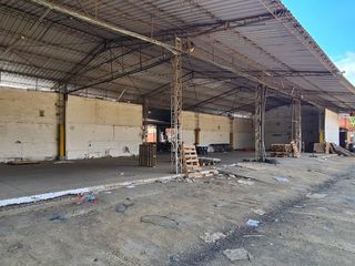 Foto 10 de ALQUILO LOTE DE 9000 M2 CON PLATAFORMA CROSS DOCKNG