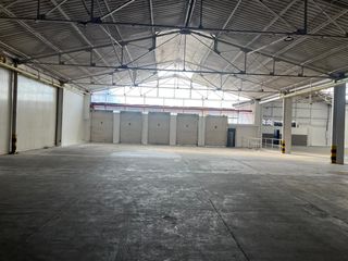 Foto 8 de BODEGA ARRIENDO AREA 1736 M2 SALOMIA