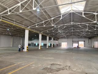 Foto 5 de BODEGA ARRIENDO AREA 1736 M2 SALOMIA