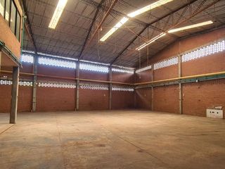 Foto 5 de BODEGA VENTA AREA 702 M2  ACOPI YUMBO