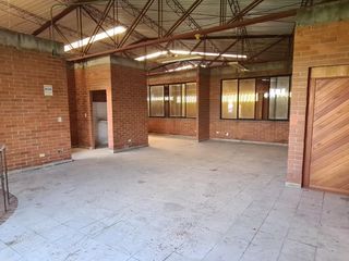 Foto 12 de BODEGA VENTA AREA 702 M2  ACOPI YUMBO