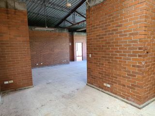 Foto 13 de BODEGA VENTA AREA 702 M2  ACOPI YUMBO