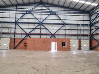 Foto 12 de ARRIENDO BODEGA 1581 M2 CONJUNTO CERRADO ARROYOHONDO YUMBO