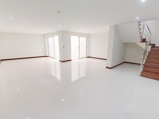 Foto 7 de CASAS DE ESTRENO EN CAYMA