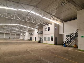 Foto 3 de VENDO BODEGA AREA 5600 M2 ARROYOHONDO YUMBO