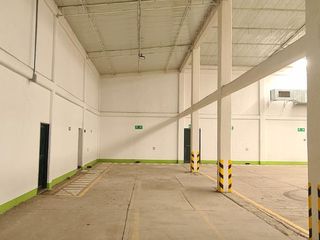 Foto 4 de VENDO BODEGA AREA 5600 M2 ARROYOHONDO YUMBO