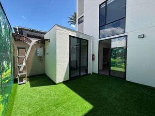 Foto 9 de HERMOSA CASA POR ESTRENAR CON ACABADOS DE LUJO - 2 DORMITORIOS