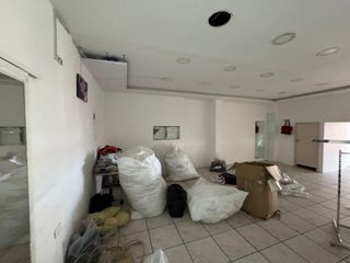 Foto 1 de local de alquiler en manta zona los esteros  fa