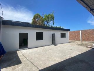 Foto 3 de Local Comercial De Alquiler En Tarqui fa