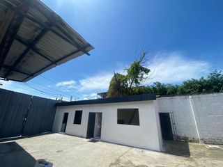 Foto 2 de Local Comercial De Alquiler En Tarqui fa