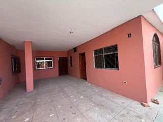 Foto 9 de casa de venta en Manta zona sur sector umiña