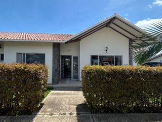Foto 1 de SE VENDE CASA CAMPESTRE EN BARBOSA SANTANDER