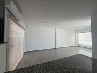 Foto 2 de casa de alquiler en manta urbanización zona sur fv