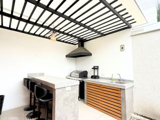 Foto 11 de Casa en venta Tumbaco, dentro de conjunto con seguridad presencial.