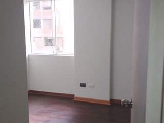 Foto 8 de Se alquila se vende Amplio departamento en la mejor zona de Miraflores