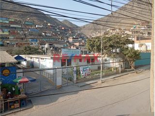 Foto 19 de Se Vende Casa De 3 Pisos Con Local Comercial En Avenida Frente A Colegio Inicial, Posta Medica Y C.E