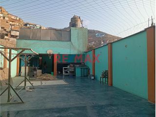 Foto 16 de Se Vende Casa De 3 Pisos Con Local Comercial En Avenida Frente A Colegio Inicial, Posta Medica Y C.E