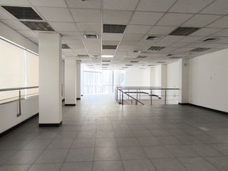 Foto 5 de Se Vende Local Comercial En Esquina En Zona Altamente Comercial De Sjl