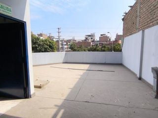 Foto 13 de Se Vende Local Comercial En Esquina En Zona Altamente Comercial De Sjl