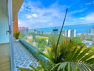 Foto 3 de Venta de Moderno Dúplex en Barranco – Vista al Mar – ¡Bajo de Precio!
