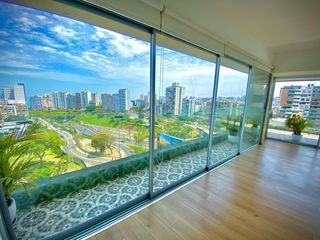 Foto 2 de Venta de Moderno Dúplex en Barranco – Vista al Mar – ¡Bajo de Precio!