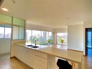 Foto 11 de Venta de Moderno Dúplex en Barranco – Vista al Mar – ¡Bajo de Precio!