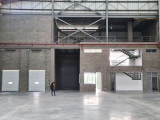Foto 2 de BODEGA ARRIENDO AREA 1870 M2 CONJUNTO CERRADO ARROYOHONDO YUMBO