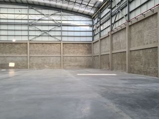 Foto 10 de BODEGA ARRIENDO AREA 1870 M2 CONJUNTO CERRADO ARROYOHONDO YUMBO