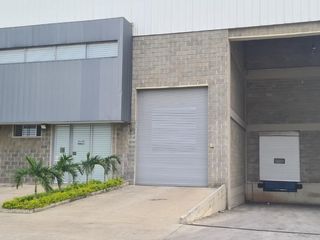 Foto 14 de BODEGA ARRIENDO AREA 1870 M2 CONJUNTO CERRADO ARROYOHONDO YUMBO