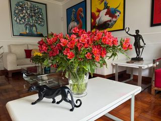 Foto 8 de Casa Moderna de 2 pisos en – Miraflores –  Urbanización San Antonio -  Zona residencial y tranquila