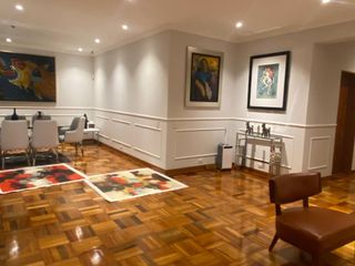 Foto 7 de Casa Moderna de 2 pisos en – Miraflores –  Urbanización San Antonio -  Zona residencial y tranquila