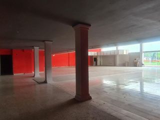 Foto 14 de LOCAL COMERCIAL ARRIENDO AREA 1023 M2 PRADOS DEL NORTE CALI VALLE DEL CAUCA